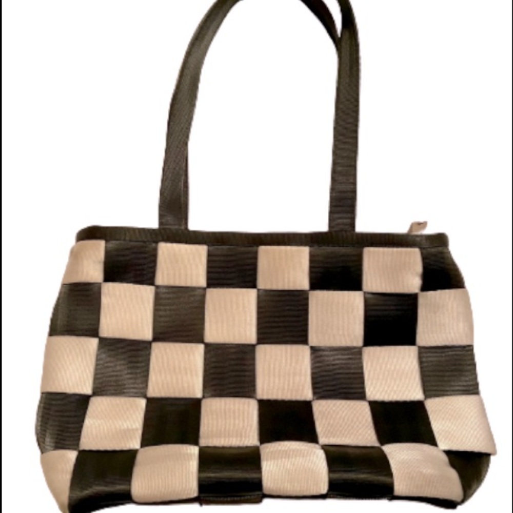 Harvey’s Seatbelt Bag Large Tote Black & White